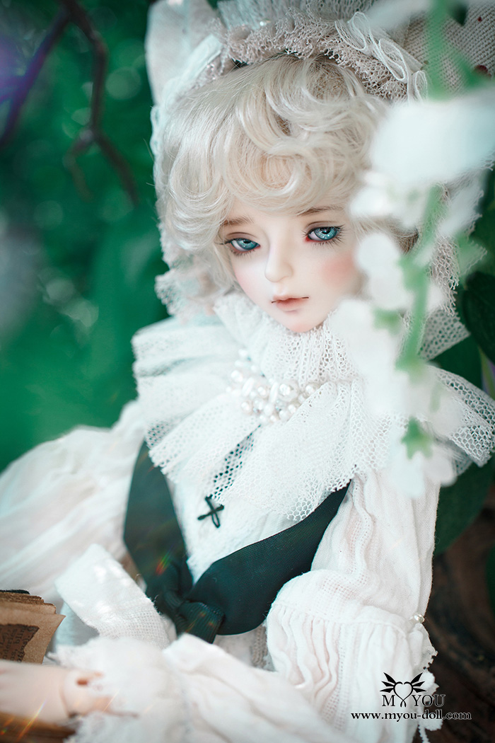 Basil MYOU DOLL preorder