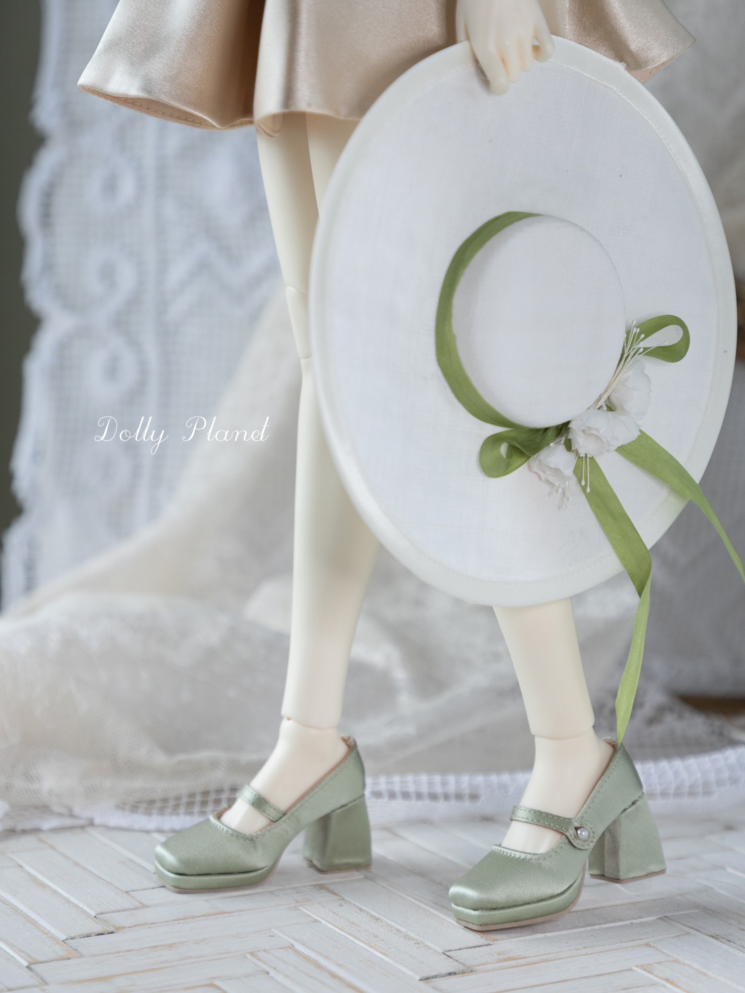 SH16D BJD Silk Shoes 1/4